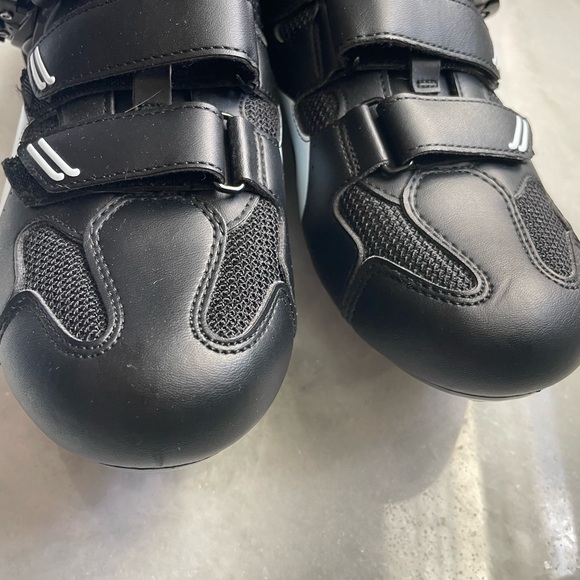 Peloton Black and Pink Sneakers women 9 or men 7 - Picture 4 of 6